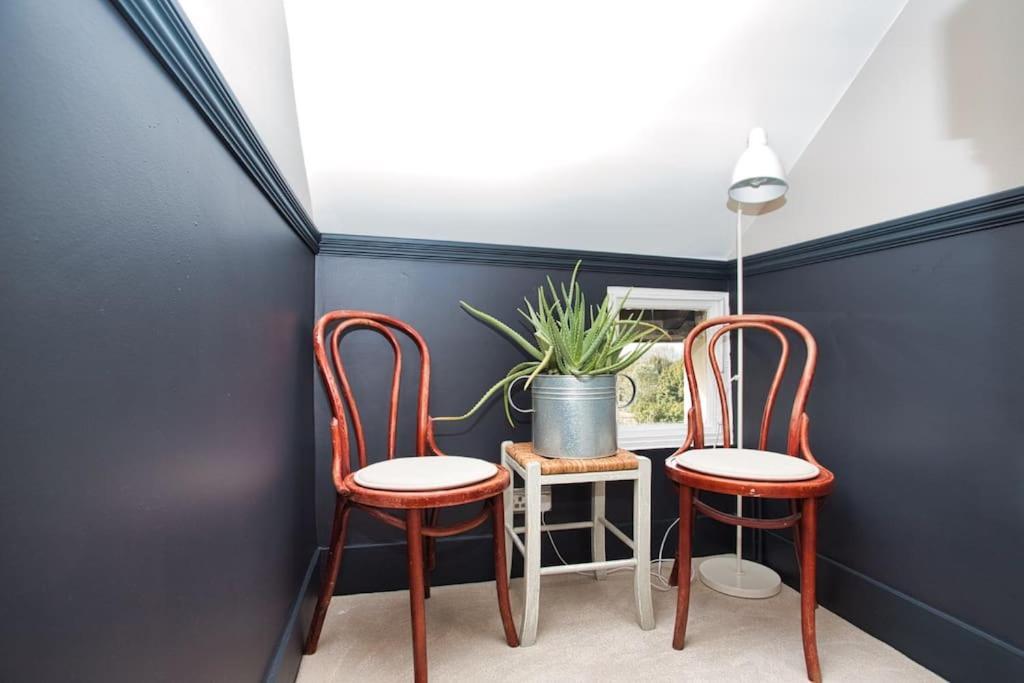 Restful And Cosy 4 Bed Home Minutes From The Beach Sandgate Eksteriør bilde